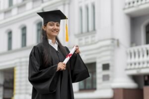 5 Reasons Why You Should Apply for a Masters Degree