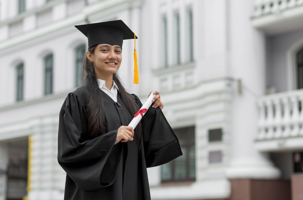5 Reasons Why You Should Apply for a Masters Degree